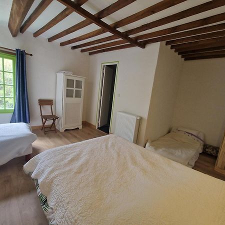 Saint-Amand-en-Puisaye Ferme Equestre & Chambres D'Hotes Gateau Stables Proche Guedelon מראה חיצוני תמונה