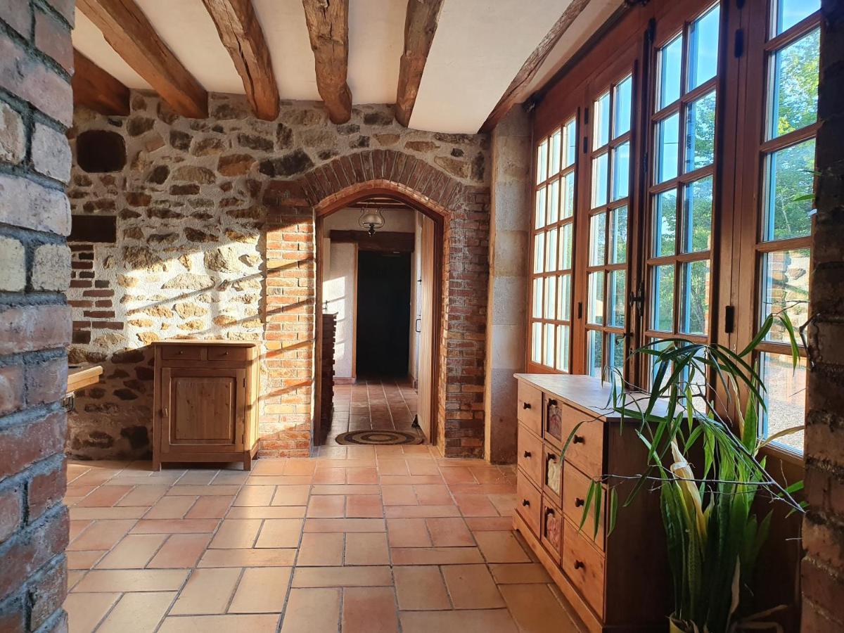 Saint-Amand-en-Puisaye Ferme Equestre & Chambres D'Hotes Gateau Stables Proche Guedelon מראה חיצוני תמונה