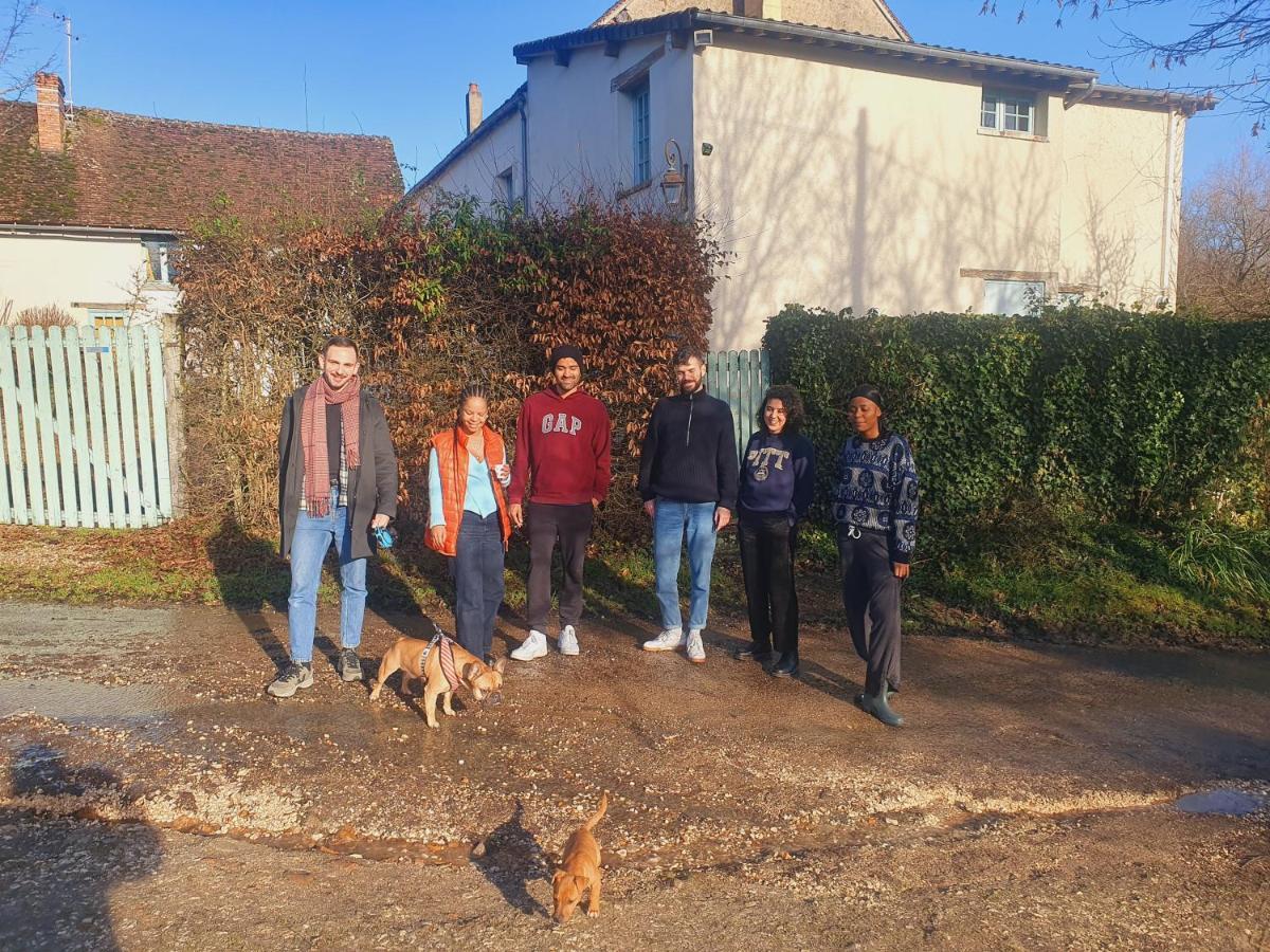 Saint-Amand-en-Puisaye Ferme Equestre & Chambres D'Hotes Gateau Stables Proche Guedelon מראה חיצוני תמונה