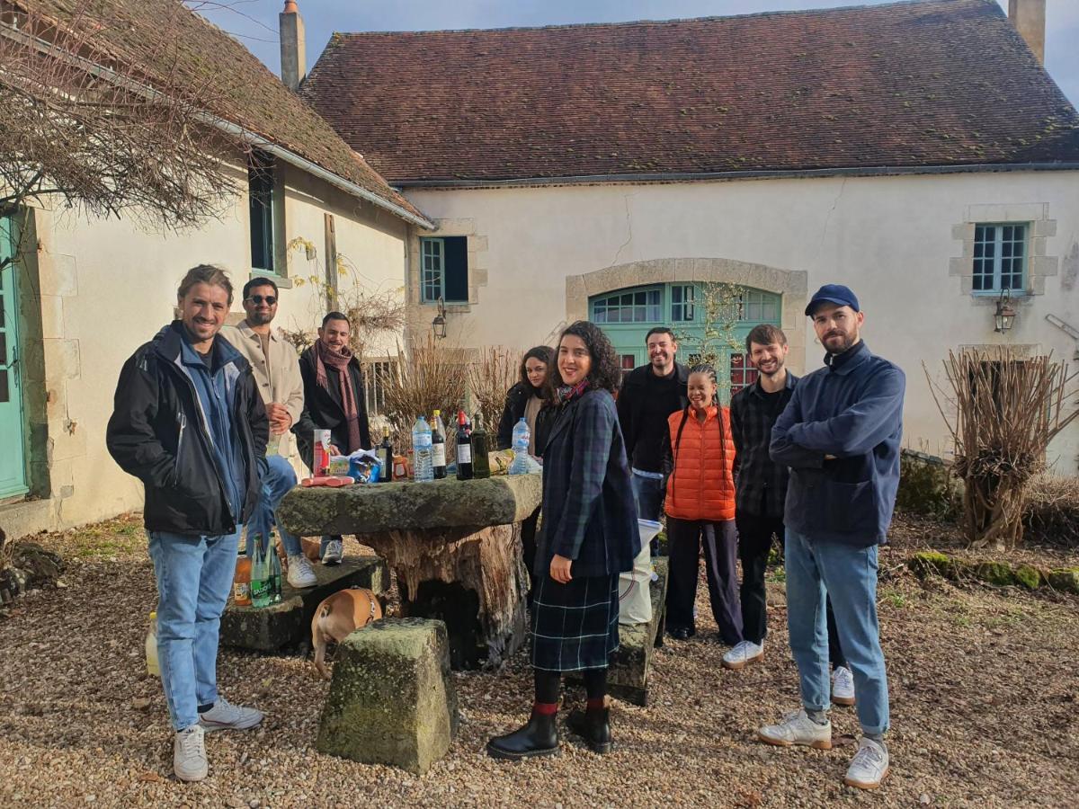 Saint-Amand-en-Puisaye Ferme Equestre & Chambres D'Hotes Gateau Stables Proche Guedelon מראה חיצוני תמונה