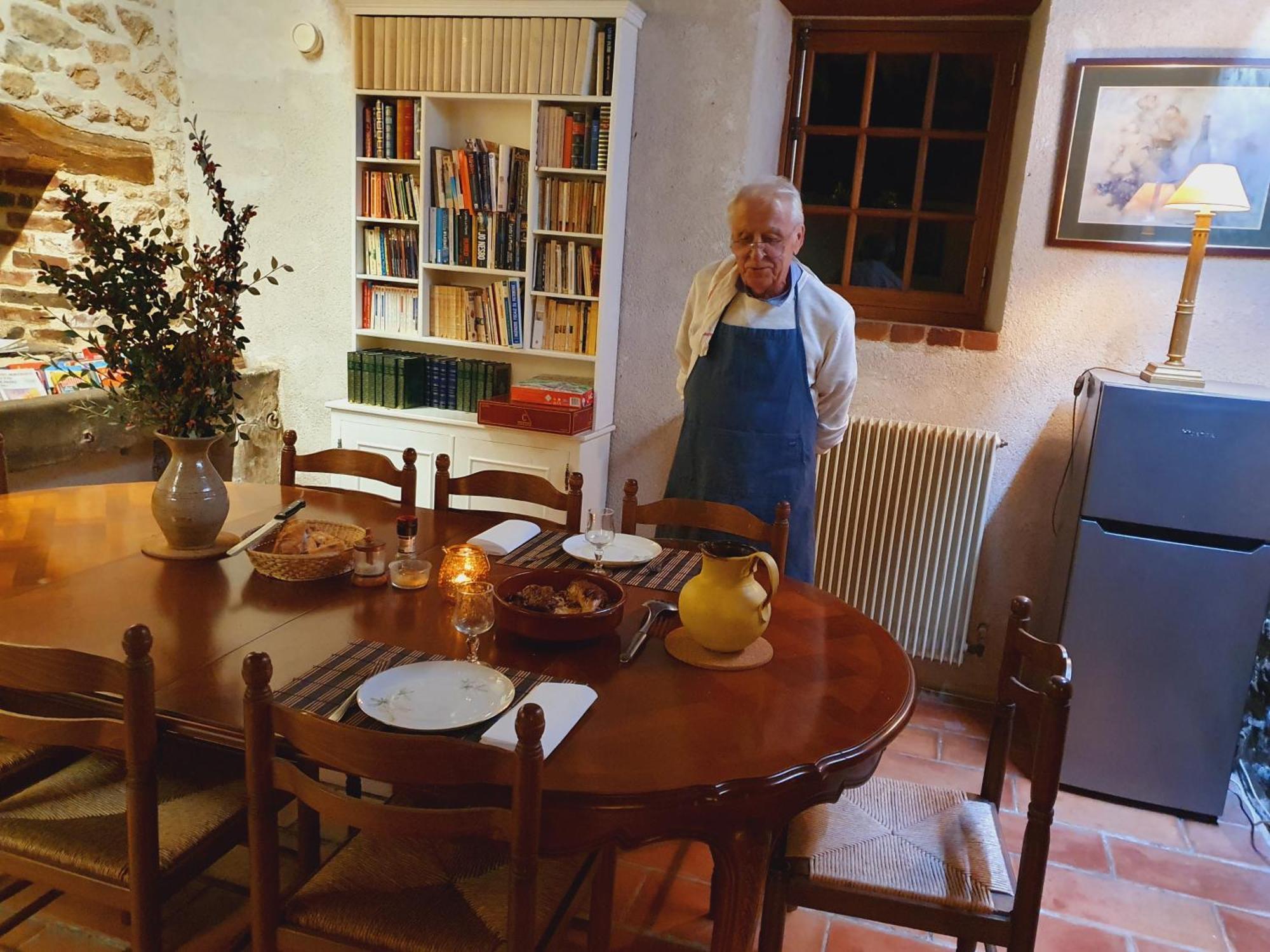 Saint-Amand-en-Puisaye Ferme Equestre & Chambres D'Hotes Gateau Stables Proche Guedelon מראה חיצוני תמונה